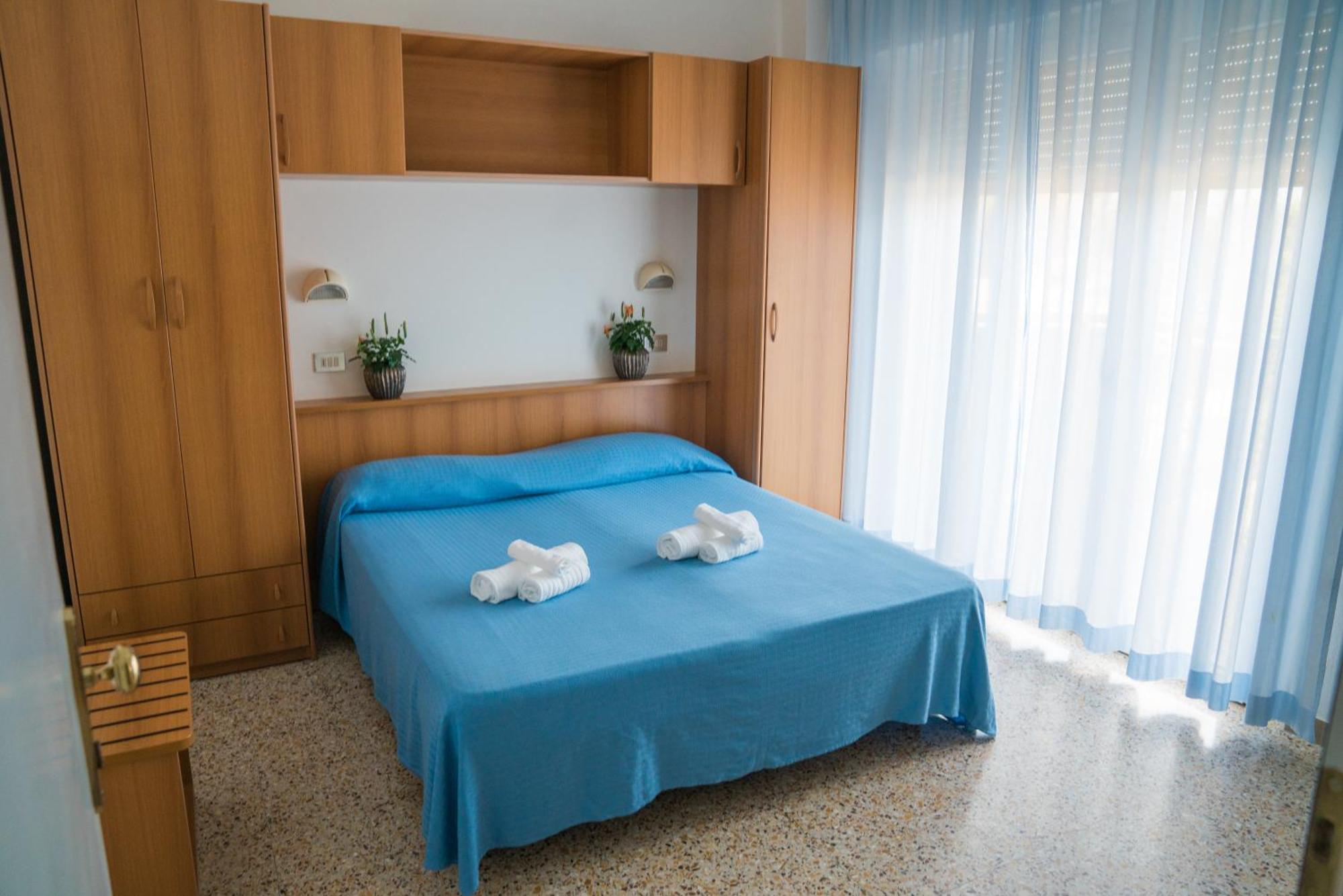 Hotel Singapore Milano Marittima Exterior photo