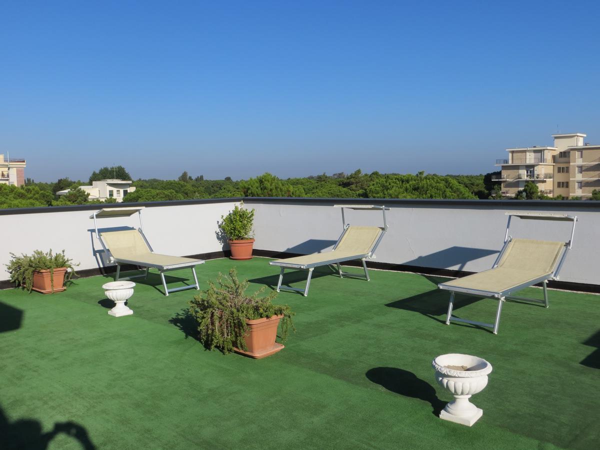 Hotel Singapore Milano Marittima Exterior photo